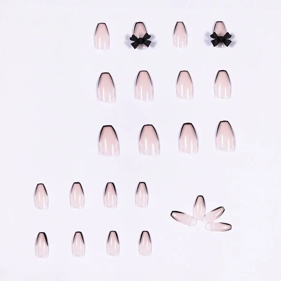 CLEAROUT🌹 Final sale💅 Press on nails 
24 pieces - Picture 2 of 3